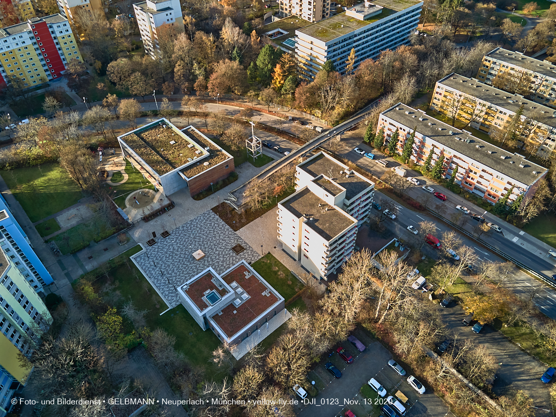 13.11.2020 - die Abrissbaustelle Quiddezentrum in Neuperlach